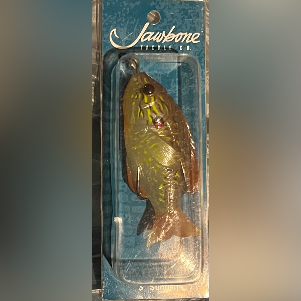 Jawbone striker sunfish lure